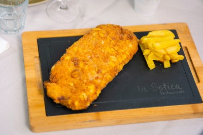 La Botica de Lastres, en la final del mejor cachopo de España con Ternera Asturiana