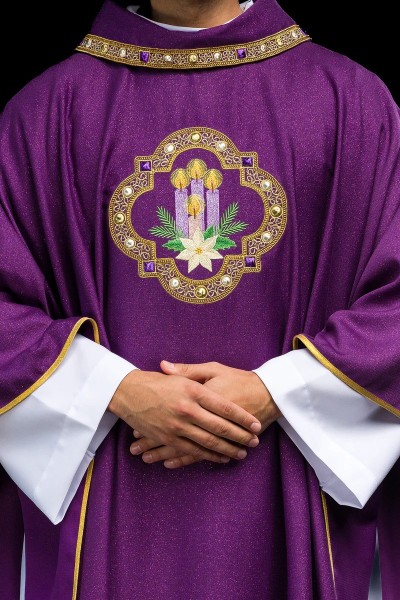 Ornat Pascual: Los Colores de la Resurrección