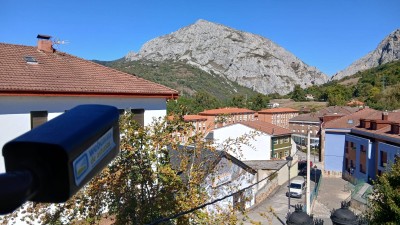 Webcams de Asturias abre dos nuevas ventanas en directo a las montañas de Teverga